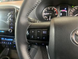 Toyota Hilux 2.8GD-6 48V double cab 4x4 Raider - Image 10