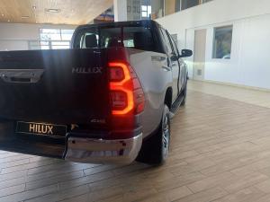 Toyota Hilux 2.8GD-6 48V double cab 4x4 Raider - Image 4