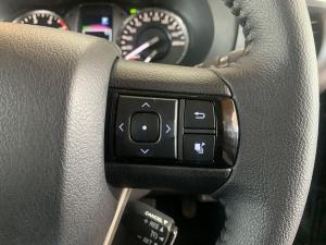 Toyota Hilux 2.8GD-6 48V double cab 4x4 Raider - Image 9