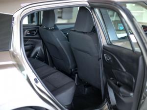 Suzuki Swift 1.2 GL+ manual - Image 17