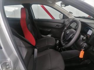 Renault Kwid 1.0 Techno manual