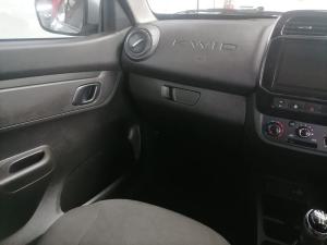 Renault Kwid 1.0 Techno manual - Image 15
