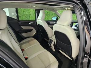Volvo XC40 B5 AWD Ultimate Dark - Image 19