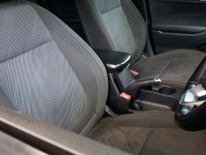 Kia Seltos 1.6 EX auto - Image 2