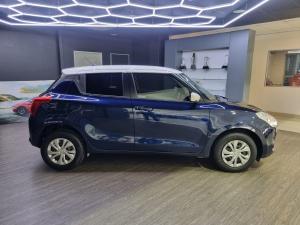 Suzuki Swift 1.2 GL manual - Image 2