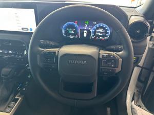 Toyota Land Cruiser Prado 2.8GD VX-R - Image 8