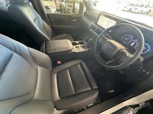 Toyota Land Cruiser Prado 2.8GD VX-R - Image 13