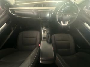 Toyota Hilux 2.8GD-6 double cab Raider auto - Image 6