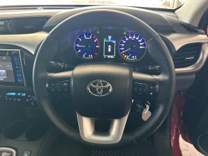 Toyota Hilux 2.8GD-6 double cab Raider auto - Image 8