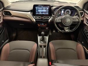 Toyota Starlet Cross 1.5 XR manual - Image 6