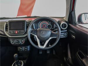 Toyota Vitz 1.0 XR manual - Image 8