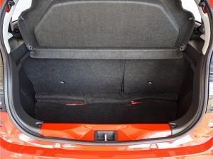 Toyota Vitz 1.0 XR manual - Image 13