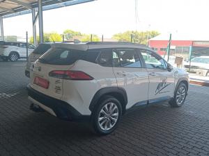 Toyota Corolla Cross 1.8 Hybrid XS - Image 2