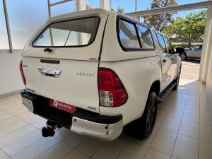 Toyota Hilux 2.4GD-6 double cab 4x4 Raider manual - Image 2