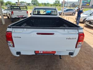 Toyota Hilux 2.0 single cab S (aircon) - Image 5