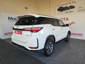 Toyota Fortuner 2.4GD-6 4x4 - Image 2