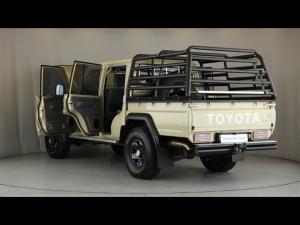 Toyota Land Cruiser 79 2.8GD-6 double cab - Image 25