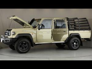 Toyota Land Cruiser 79 2.8GD-6 double cab - Image 27
