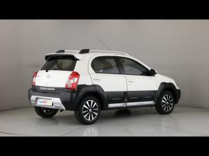Toyota Etios Cross 1.5 Xs - Image 2