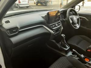 Toyota Urban Cruiser 1.5 XR automatic - Image 7