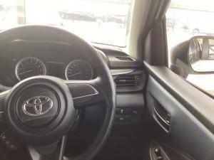Toyota Starlet Cross 1.5Xs automatic - Image 10