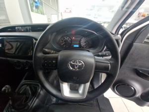 Toyota Hilux 2.4 GD-6 SR 4X4D/C - Image 8