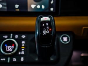 Land Rover Defender 110 D300 X - Image 16
