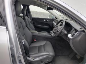 Volvo XC60 D4 AWD Momentum - Image 10