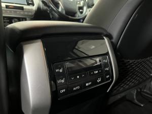 Toyota Land Cruiser Prado 3.0DT VX - Image 9