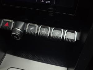 Volkswagen Amarok 2.0TDI double cab Life 4Motion manual - Image 14