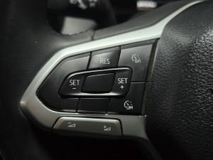 Volkswagen Amarok 2.0TDI double cab Life 4Motion manual - Image 15