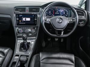 Volkswagen Golf 1.0TSI Comfortline - Image 20