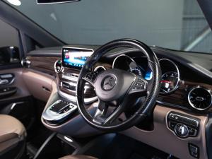 Mercedes-Benz V-Class V300d Avantgarde - Image 8