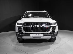 Toyota Land Cruiser 300 3.3D GR-Sport - Image 25
