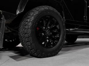 Land Rover Defender 110 TD station wagon S - Image 10