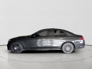 Mercedes-Benz E-Class E220d Avantgarde - Image 4