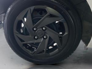 Hyundai i20 1.4 Premium - Image 16