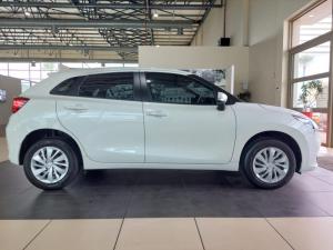 Suzuki Baleno 1.5 GL auto - Image 3