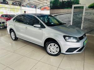 Volkswagen Polo sedan 1.4 Trendline - Image 1