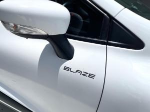 Renault Clio 66kW turbo Blaze - Image 2