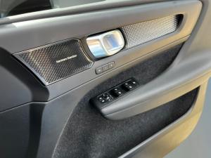 Volvo XC40 T5 AWD R-Design - Image 16