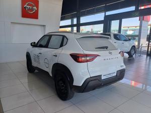 Nissan Magnite 1.0 Move panel van - Image 4