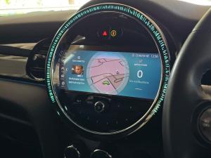 MINI Hatch Cooper SE Hatch 3-door - Image 18