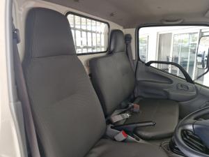 Hino 200 310 4X2 - Image 9