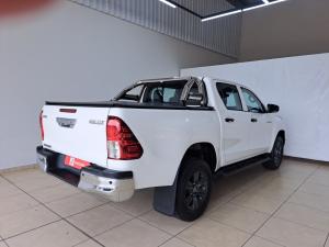 Toyota Hilux 2.4GD-6 double cab Raider manual - Image 2