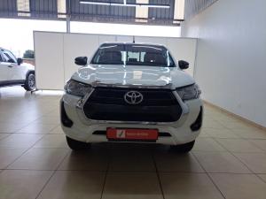 Toyota Hilux 2.4GD-6 double cab Raider manual - Image 4