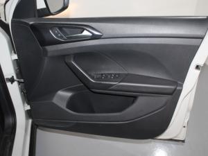 Volkswagen T-CROSS 1.0 TSI Comfortline - Image 15