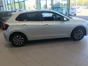 Volkswagen Polo 1.0 TSI - Image 8