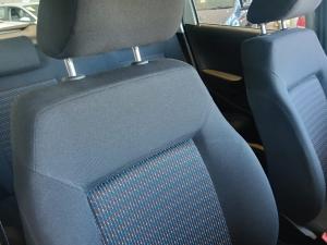 Volkswagen Polo Vivo 1.4 Trendline - Image 10