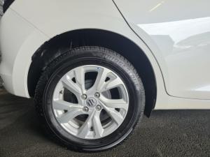 Suzuki Swift 1.2 GL+ auto - Image 9